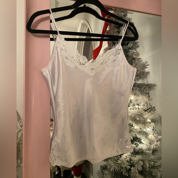 White/ light blue cami lace tank top - Picture 1 of 3